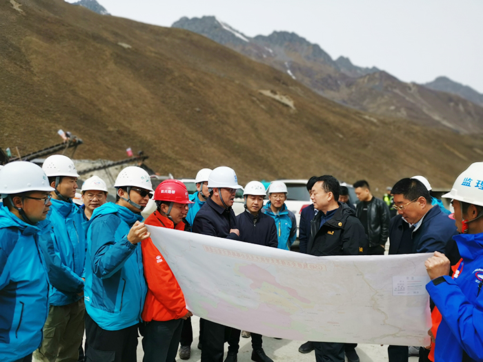 甘孜州委委員、常委、書記沈陽(yáng)到九石路TJ3標(biāo)檢查指導(dǎo)工作