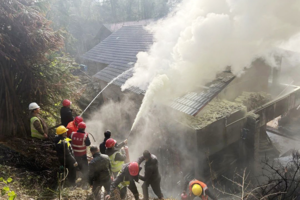 突發(fā)火災，大墊高速公路TJ3項目緊急救援